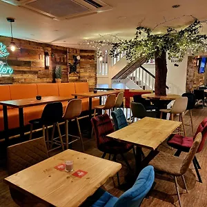 The Garden Bar Hotel